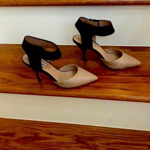 Steve Madden woman’s heel’s